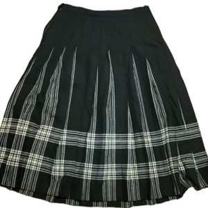 Vintage sz 14. Pendleton wool skirt.